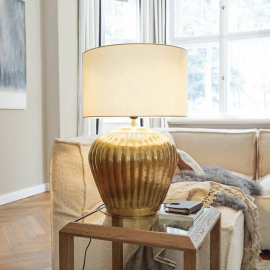 klasszikus arany asztali lampa nappali kezzel keszult rezveret arany polgari rusztikus vintage lampa vilagitas villa kastely hampton stlye lampak lameridiana lakberendezes.jpg